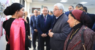 وزير التعليم العالي يتفقد جامعة سمنود التكنولوجية ويطمئن على انتظام الدراسة.. فيديو
