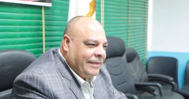 وكيل تعليم البحر الأحمر يناقش عقد امتحانات الثالث الإعدادى وفق نظام البوكليت