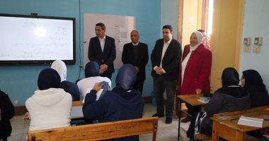 محافظ السويس يتابع انتظام العملية التعليمية مع بداية العام الدراسى الثانى 