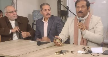 فى رحاب الكلمة.. محمد البريكي يشدو لنهر النيل في أمسية شعرية بالقاهرة الشاعر محمد البريكى خلال الأمسية الشعرية