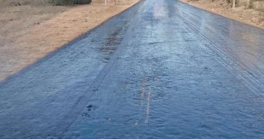 طفرة فى مشروعات الطرق بالغربية.. تسوية ورصف الشوارع ضمن الخطة الاستثمارية.. تمشيط وتمهيد طريق "سنباط - شرشابة".. تطوير شارع الجيش وميدان أوسكار بكفر الزيات.. والمحافظ: تحقق سيولة مرورية وتطوير للمشهد الحضارى رصف طريق قطور