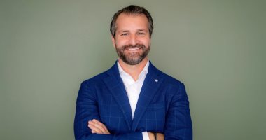 Meta AI مساعد ذكى جديد داخل واتساب وفيسبوك وإنستجرام.. فارس عقاد: يدعم اللغة العربية ويحمي الخصوصية ويمنع المعلومات المضللة ويساعد المستخدمين في السفر وتنظيم الاجتماعات.. و700 مليون مستخدم عالميًا