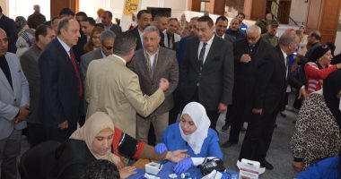 مساعد وزير العدل لشئون الصحية: المبادرات الرئاسية تسلح المواطن بالعلم والصحة مساعد وزير العدل لشئون الرعاية الصحية
