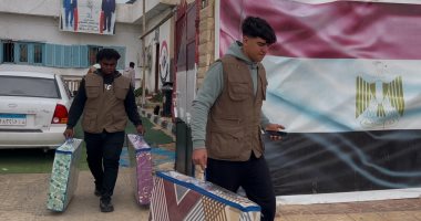 جهود مصر لا تتوقف لدعم فلسطين.. تضامن شعبي ورعاية طبية لمصابي غزة في مستشفيات سيناء.. متطوعو مكتب خدمة المواطنين بالعريش يتسابقون لتلبية احتياجات الضيوف.. والخدمات تمتد لكافة مقرات الاستشفاء لمن أتم رحلة العلاج متطوعون يوفرون الاحتياجات للفلسطينيين بمستشفي العريش