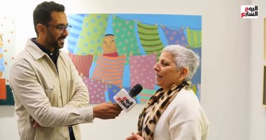 فنانون فلسطينيون يعرضون لوحاتهم الفنية بالمتحف الكبير.. تروي تاريخ الأرض الفلسطيينية برسائل "الحرية والصمود".. الفلسطينية سمر مرثا مقيمة بالضفة وتؤكد لـ"اليوم السابع": مصر "بيتنا الثاني" ونحن "صامدون".. فيديو