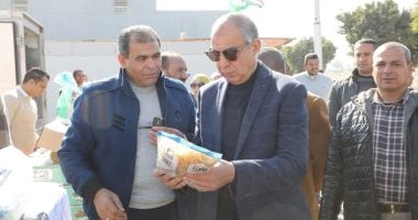 محافظ المنيا يشهد إطلاق قافلة متنقلة لبيع السلع الغذائية بتخفيضات أكثر من 30%