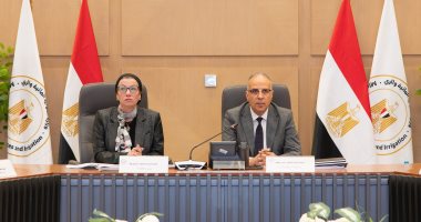 وزير الرى يترأس اجتماع العليا لتراخيص الشواطىء اجتماع اللجنة العليا لتراخيص الشواطئ