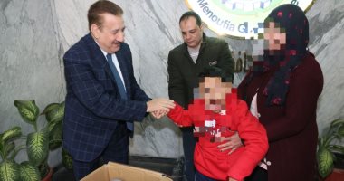 صرف مساعدات مالية وعينية لـ80 حالة من الأسر الأولى بالرعاية بالمنوفية