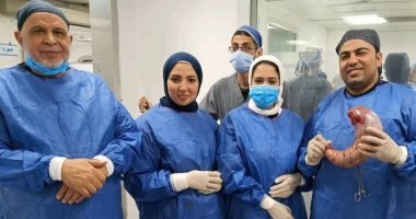 فريق طبى بالزهراء الجامعى ينجح فى إجراء عملية تكميم دقيقة لمريض يزن 275 كيلوجرام