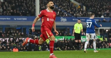 الشبكة نيوز : 
                                            محمد صلاح يقود هجوم ليفربول ضد وولفرهامبتون فى الدوري الإنجليزي
                                        