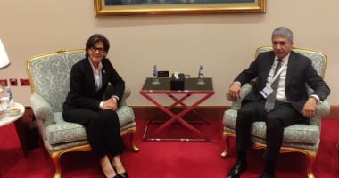 وزير السياحة والآثار يلتقى بنظيرته الأردنية لبحث تعزيز التعاون المشترك