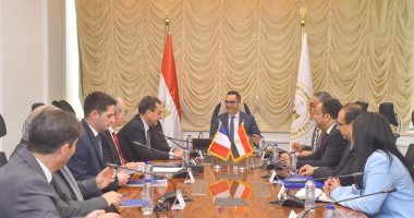 شركة "إيرباص هليكوبتر "العالمية تناقش مشروع تصنيع وتجميع منظومة طيران متكاملة بمصر