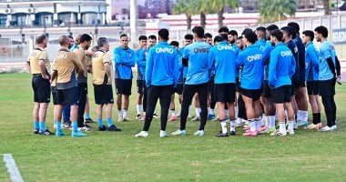 الشبكة نيوز : 
                                            كواليس مران الزمالك في الظهور الأول لـ بيسيرو .. صور
                                        