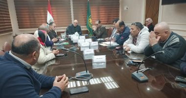 محافظ القليوبية يتابع تنفيذ خطة الرصف الشاملة بمدن شبرا الخيمة والقناطر وقليوب