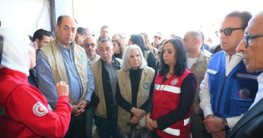 نائب رئيس مجلس الوزراء ووزيرة التضامن ووفد رفيع المستوى من جامعة الدول العربية يطلقون قافلة مساعدات لدعم أهالى غزة من رفح.. مايا مرسى: مصر الداعم الأول للقضية الفلسطينية ونسبة مساعدتها تصل إلى أكثر من 70%