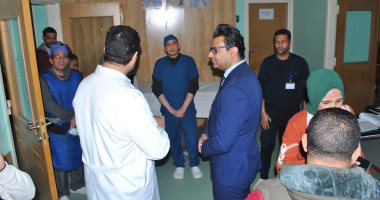 وكيل صحة سوهاج يتفقد مركز القلب والجهاز الهضمى