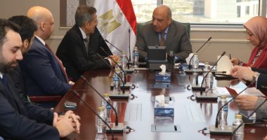 وزير الكهرباء يبحث مع "أكوا باور" السعودية سبل التعاون فى مجالات بطاريات التخزين