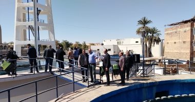 وفد إسكان النواب يتفقد محطة مياه فريال ويستمتع لشكاوي المواطنين