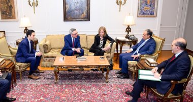 وزير الخارجية والهجرة يلتقى الرئيس التنفيذى لشركة سكاتك النرويجية