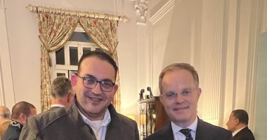 السفير البريطانى بالقاهرة: مصر تتمتع بموقع متميز وإمكانيات وطاقة متجددة