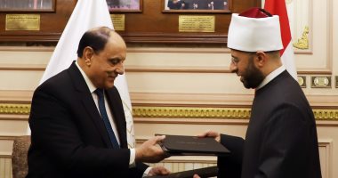 رئيس محكمة النقض يوقع مذكرة لتعزيز التعاون المشترك مع وزير الأوقاف 