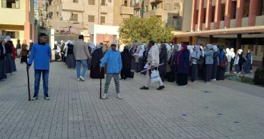 مدير تعليم القليوبية يتفقد مدارس إدارة بنها التعليمية ويتابع انتظام الطلاب