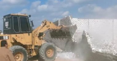 إزالة 5 حالات تعدى على مساحة 1385 مترا فى الشرقية