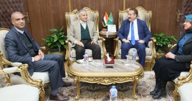 محافظ المنوفية يبحث الموقف التنفيذى لمشروع مكتبة مصر العامة 