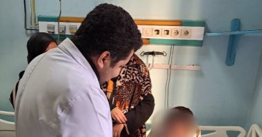 وكيل وزارة الصحة بسوهاج يستجيب لاستغاثة أسرة طفل يعانى من ضمور بالعضلات