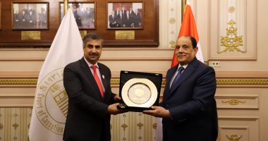 رئيس محكمة النقض يستقبل النائب العام البحرينى بدار القضاء العالى