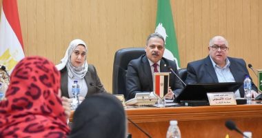 توفير 7 فرص عمل بالقطاع الخاص ومساعدات فورية خلال لقاء المواطنين بالشرقية
