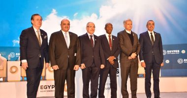 أمين أوابك: النفط والغاز يلعبان دورا هاما فى مزيج الطاقة العالمى