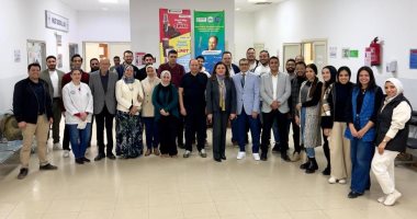 كلية طب الأسنان بجامعة مصر للعلوم والتكنولوجيا تستقبل خبراء عالميين لتطوير مهارات الطلاب والأطباء