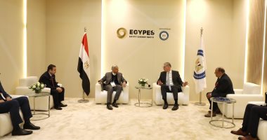 وزير البترول يبحث مع رئيس ويذر فورد العالمية سبل دعم وتنمية التعاون