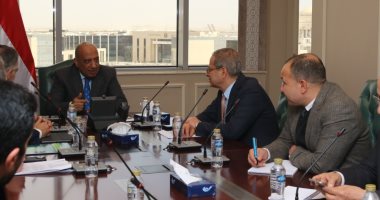 وزير الكهرباء يبحث مع جنرال اليكتريك سبل التعاون في مجالات تحسين كفاءة الشبكة