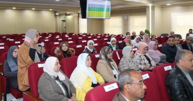 محافظ السويس: تكثيف الندوات للتوعية بخطورة المشكلة السكانية