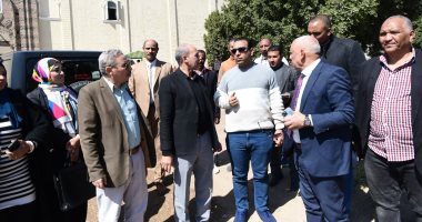 نائب محافظ قنا يتفقد محطة مياه الرحمانية قبلى استعدادا لافتتاحها بالعيد القومى