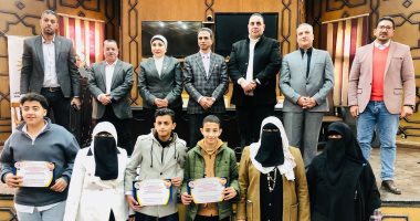 وكيل تعليم كفر الشيخ يكرم القائمين والمشاركين فى مسابقة آيسف جانب من التكريم