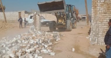 إزالة 18 حالة تعدٍ بمراكز الفتح والغنايم وأبويتج وديروط فى أسيوط