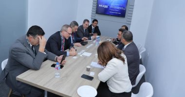 رئيس البترول البحرية يبحث تعزيز التعاون مع Saipem الإيطالية في المشروعات البحرية
