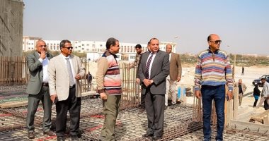 رئيس جامعة بنى سويف يتفقد عددا من المنشآت بشرق النيل