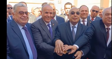 وزير العدل يفتتح مجمع خدمات الشهر العقارى بالغردقة على مساحة 1800 متر.. صور