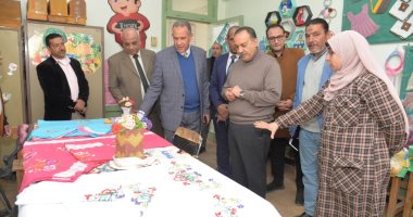 محافظ أسيوط يتفقد مدرسة ريفا الإعدادية بنات لمتابعة سير العملية التعليمية