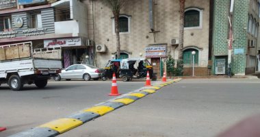 محافظ كفر الشيخ يستجيب للأهالى بتركيب مطب صناعى بشارع بورسعيد فى مدينة بيلا تركيب مطب صناعى بشارع بورسعيد ببيلا