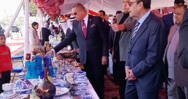 محافظ جنوب سيناء يفتتح معرض الحرف اليدوية والتراثية بمدينة طابا 