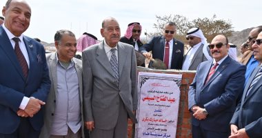 محافظ جنوب سيناء يضع حجر الأساس لمشروع ساحة انتظار وخدمات الشاحنات بطابا وضع حجر الأساس لمشروع ساحة انتظار بطابا