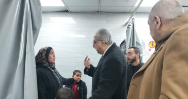 مدير تعليم القليوبية يطمئن على حالة 5 أطفال تعرضوا لحادث سير  ببنها