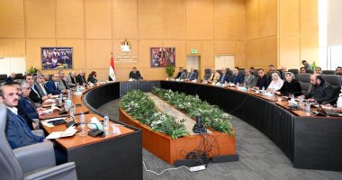 وزير الإسكان يتابع تنفيذ وحدات "سكن لكل المصريين" بعدد من المدن الجديدة