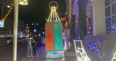 أكبر فانوس وهلال متحرك.. أجواء رمضان فى البحر الأحمر فانوس رمضان فى الغردقة