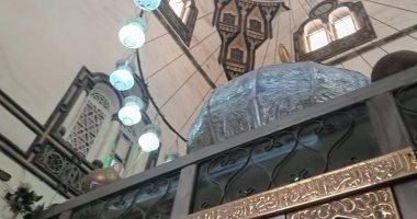 مسجد السيدة حورية ببنى سويف قبلة المصليين فى صلاة التراويح.. صور